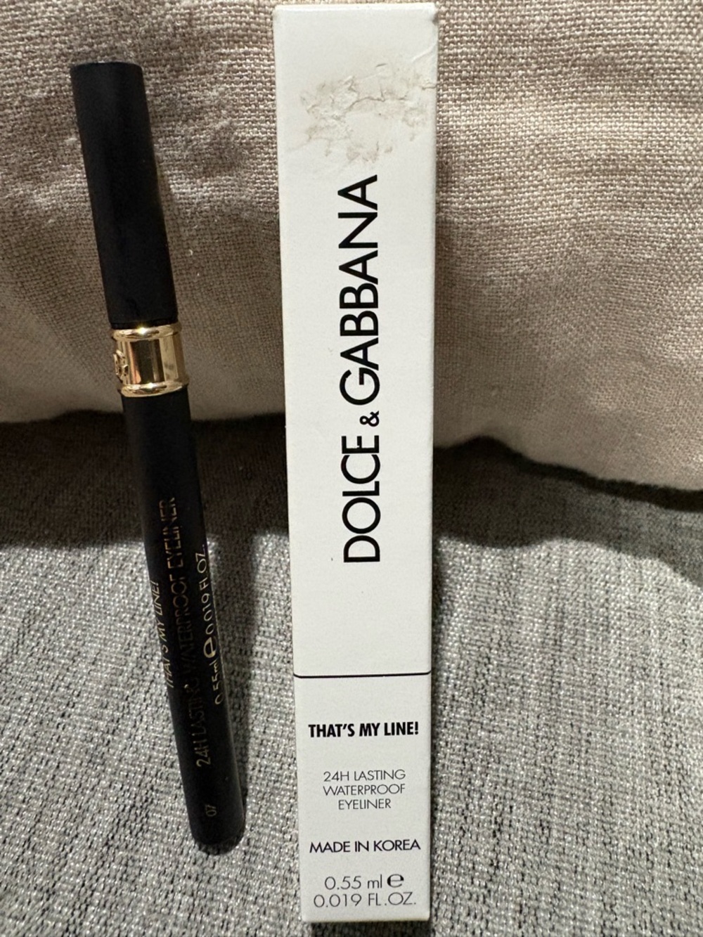 Dolce & Gabbana Black and Gold Eyeliner Packaging